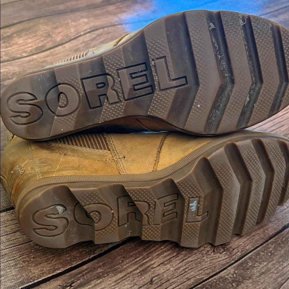 Sorel Joan Rhapsody Chelsea Wedge Boots Sz 9